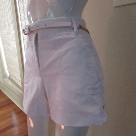 Thalia Sodi White Shorts with Belt - Picture 1 of 7